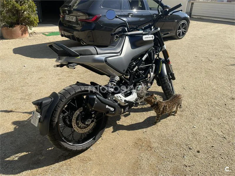 Husqvarna Svartpilen 125 – Vista 3
