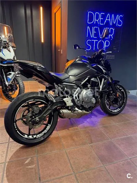 Kawasaki Z650 – Vista 3