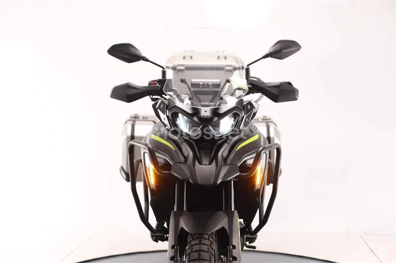 Benelli TRK 702 X – Vista 6