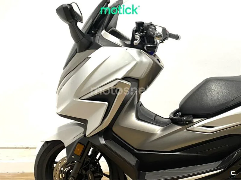 Honda Forza 350 – Vista 7