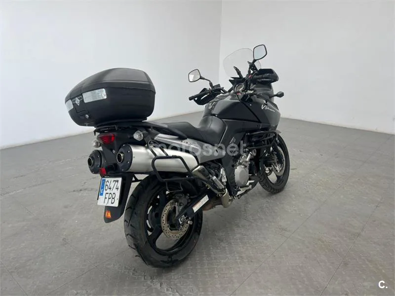 Suzuki V-Strom 1000 – Vista 8