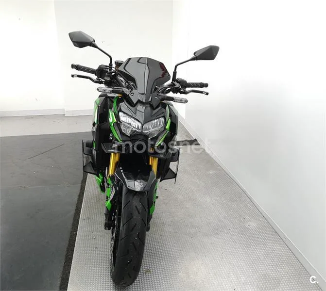 Kawasaki Z900 – Vista 3