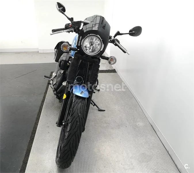 Yamaha XV 950 Racer – Vista 3