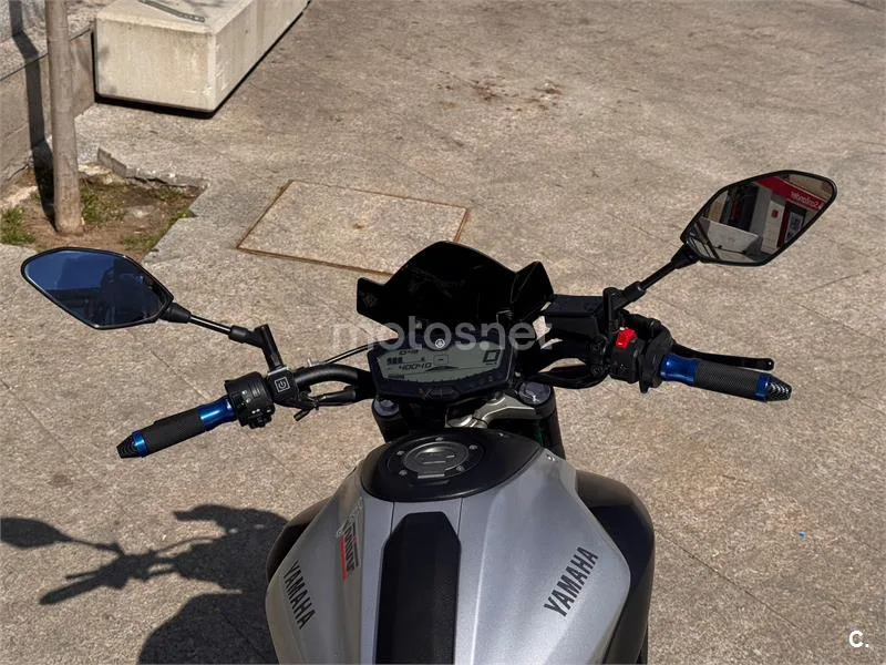 Yamaha MT-07 – Vista 8