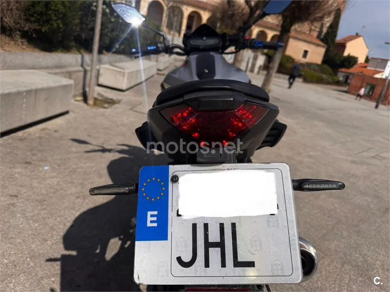 Yamaha MT-07 – Vista 10