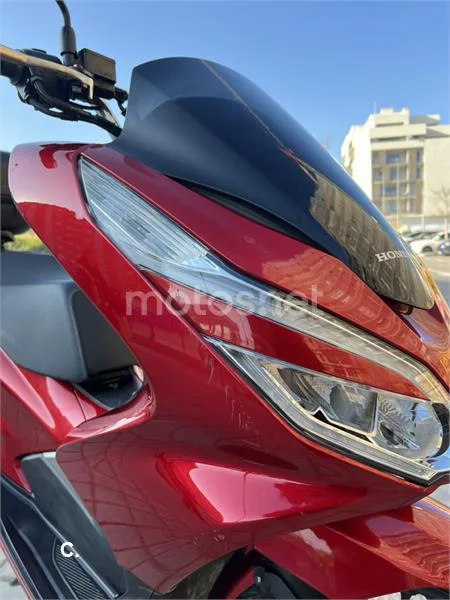Honda PCX 125 – Vista 12