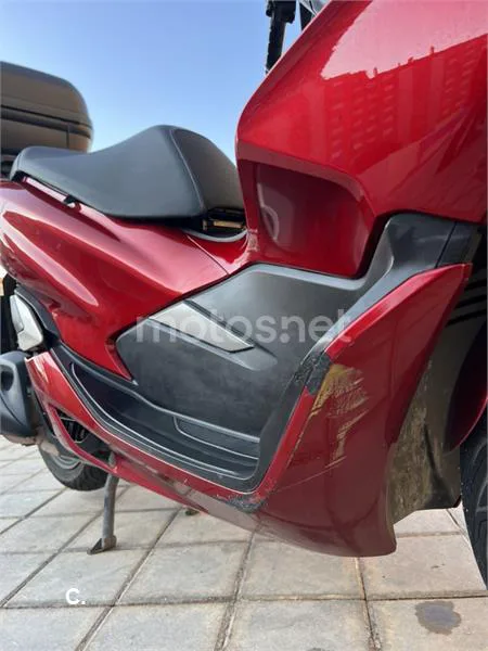 Honda PCX 125 – Vista 13