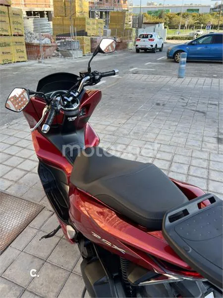 Honda PCX 125 – Vista 5