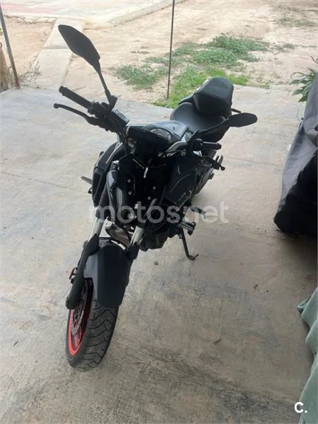 Yamaha MT-07 – Vista 5