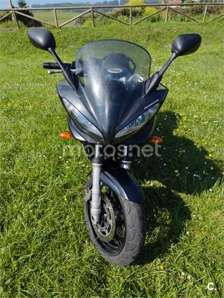 Yamaha FZ6 Fazer – Vista 4