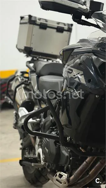 Benelli TRK 502 – Vista 17