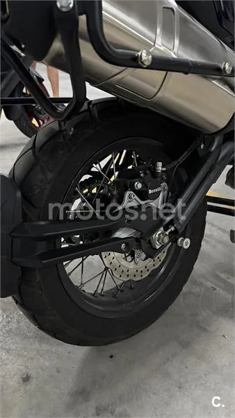 Benelli TRK 502 – Vista 3