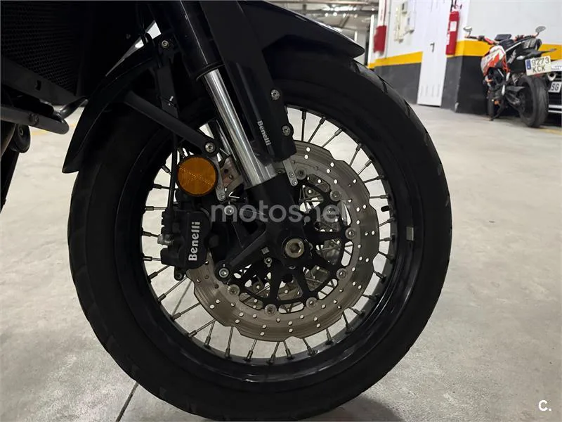 Benelli TRK 502 – Vista 9