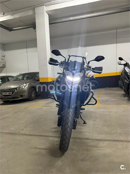 Benelli TRK 502 – Vista 10