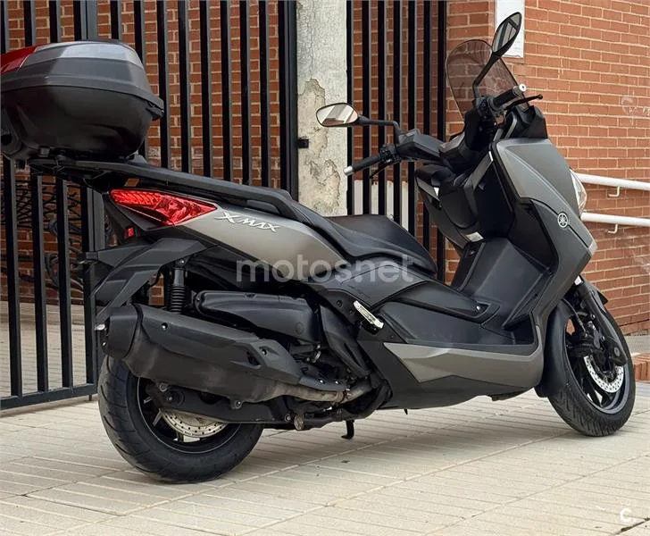 Yamaha XMAX 400 – Vista 2
