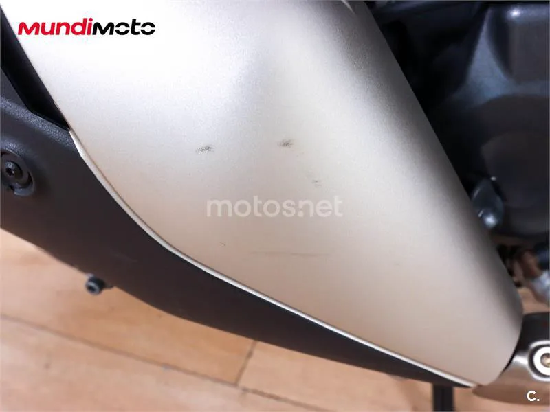 Piaggio Beverly – Vista 13