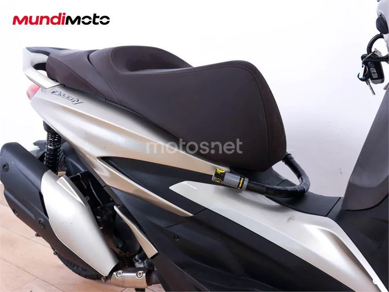 Piaggio Beverly – Vista 19