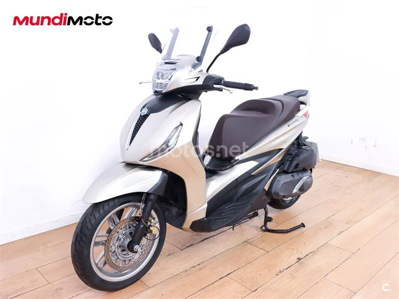 Piaggio Beverly – Vista 7