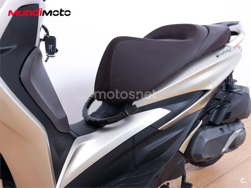 Piaggio Beverly – Vista 10