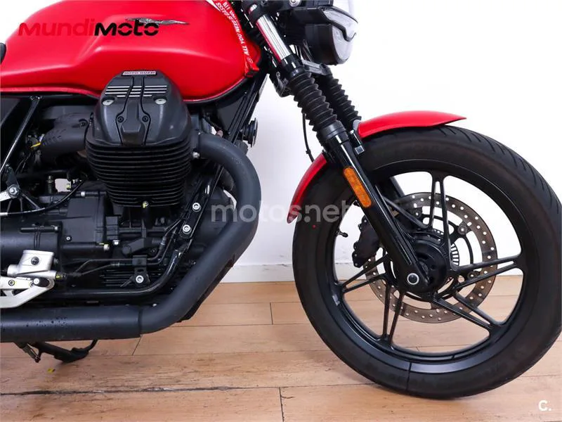 Moto Guzzi V7 III – Vista 15