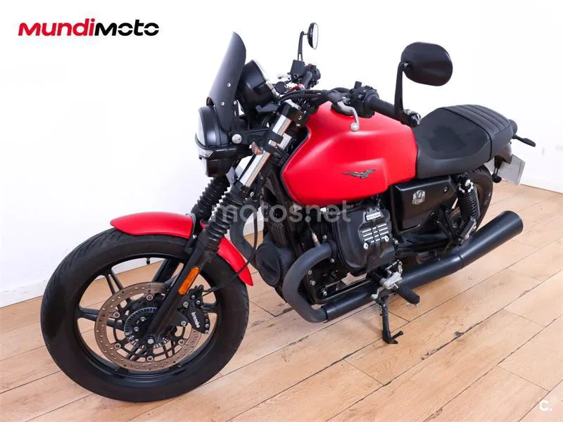 Moto Guzzi V7 III – Vista 7
