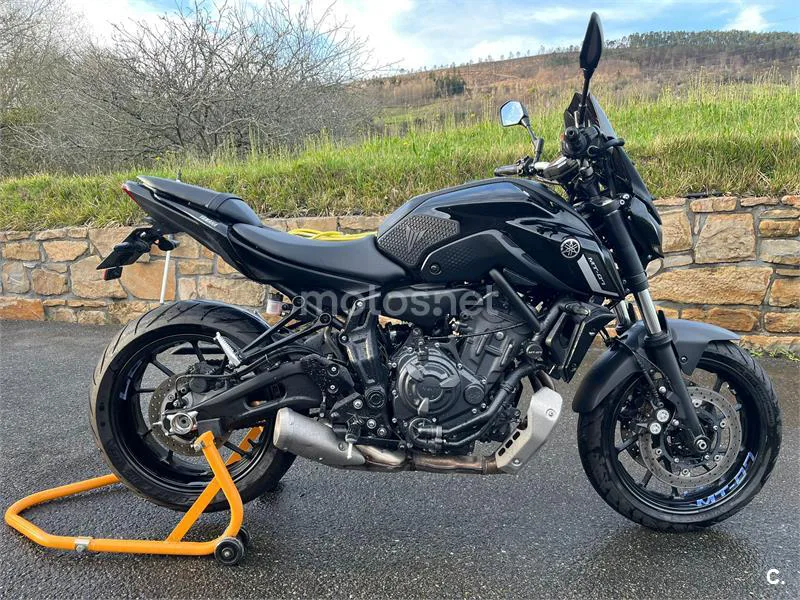 Yamaha MT-07 – Vista 10