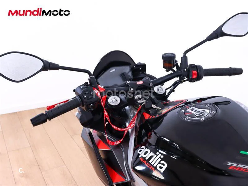 Aprilia Tuono 660 – Vista 11