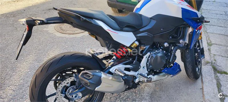 BMW F 900 R – Vista 2