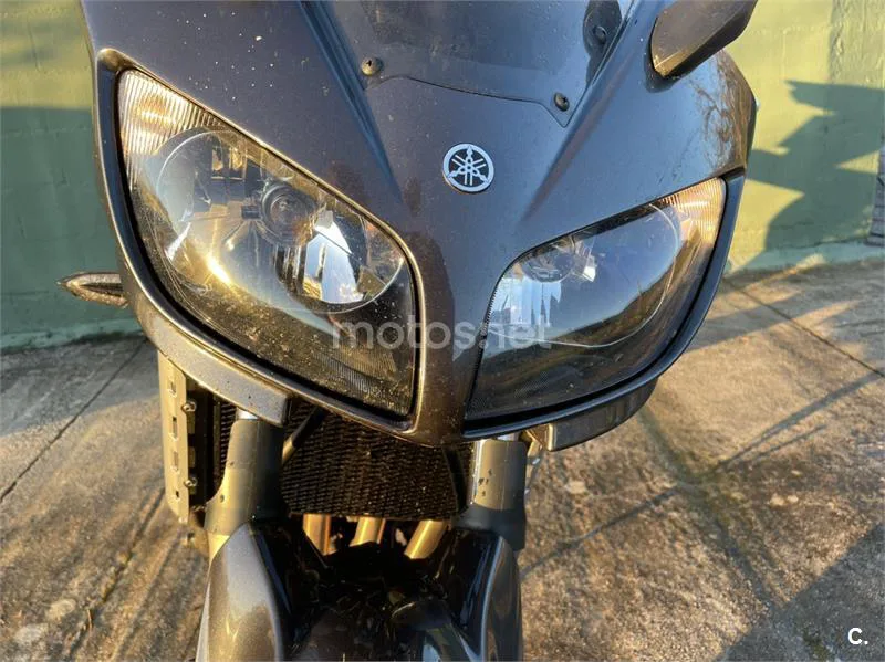 Yamaha FZ1 S FAZER – Vista 3