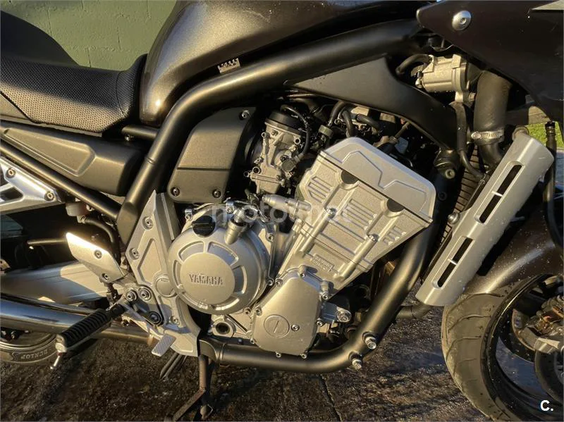 Yamaha FZ1 S FAZER – Vista 5
