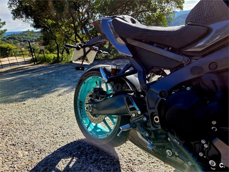 Yamaha MT-09 – Vista 6