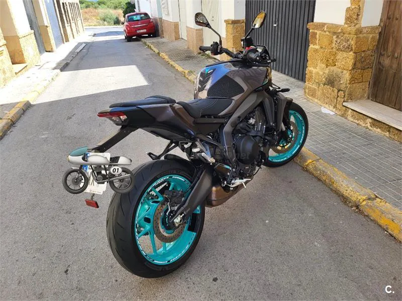 Yamaha MT-09 – Vista 10