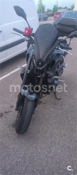 Yamaha MT-09 – Vista 4