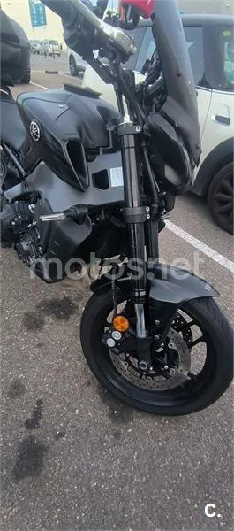 Yamaha MT-09 – Vista 5