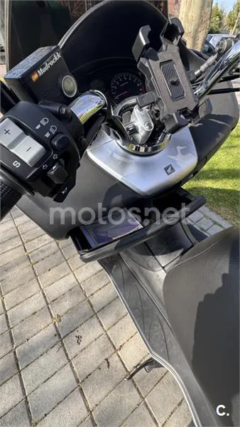 Honda Forza 250 EX – Vista 7