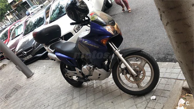 Honda XL 125 Varadero – Vista 3
