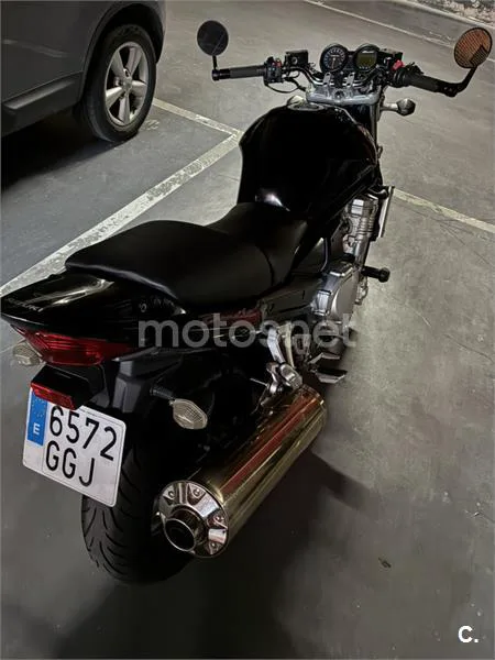Suzuki Bandit 650 – Vista 6