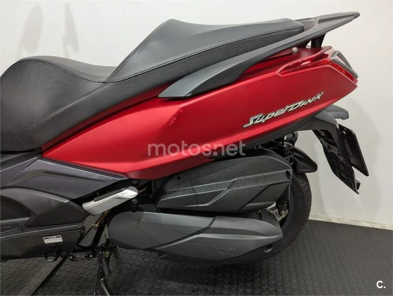 Kymco Super Dink 350 – Vista 4