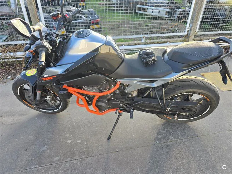 KTM 790 – Vista 3