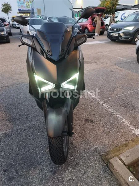 Yamaha XMAX 125 – Vista 2