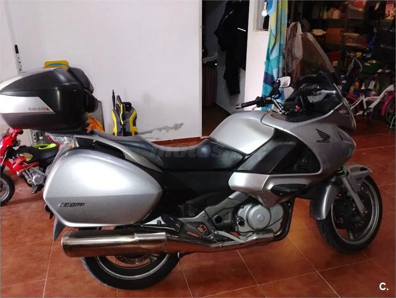 Honda NT 700 V Deauville – Vista 3