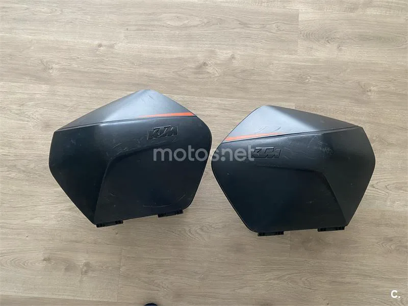 KTM 1290 Super Duke GT – Vista 3