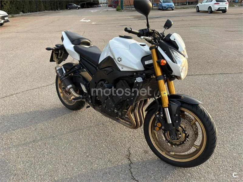 Yamaha FZ8 – Vista 6