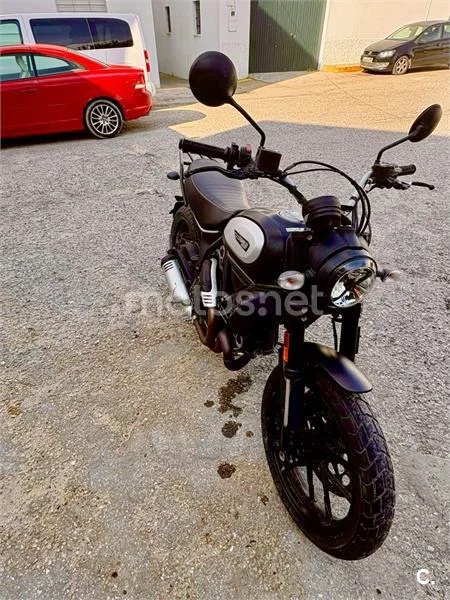 Ducati Scrambler – Vista 3