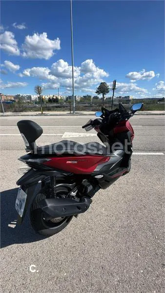 Honda Forza 125 – Vista 3