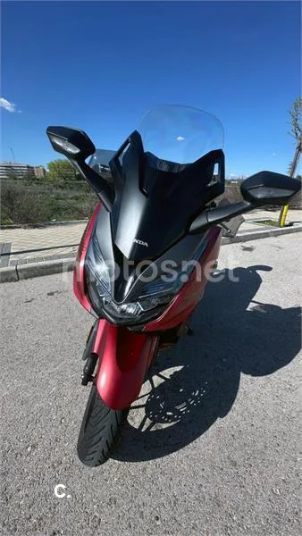 Honda Forza 125 – Vista 4