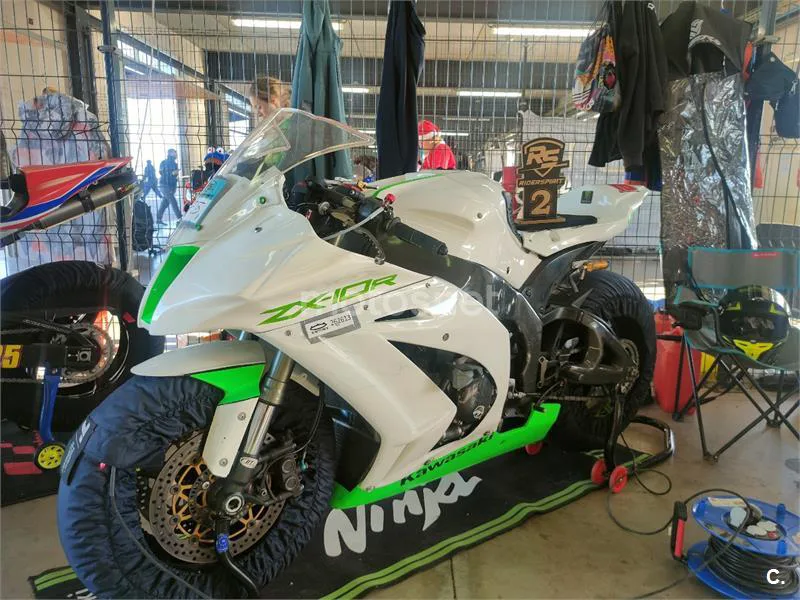 Kawasaki Z1000 - Vista 3