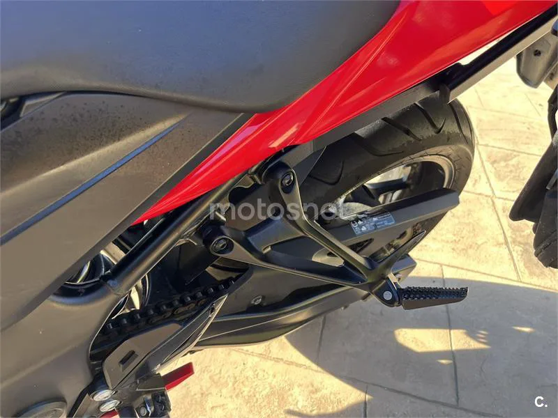 Suzuki GSX-S750 – Vista 11