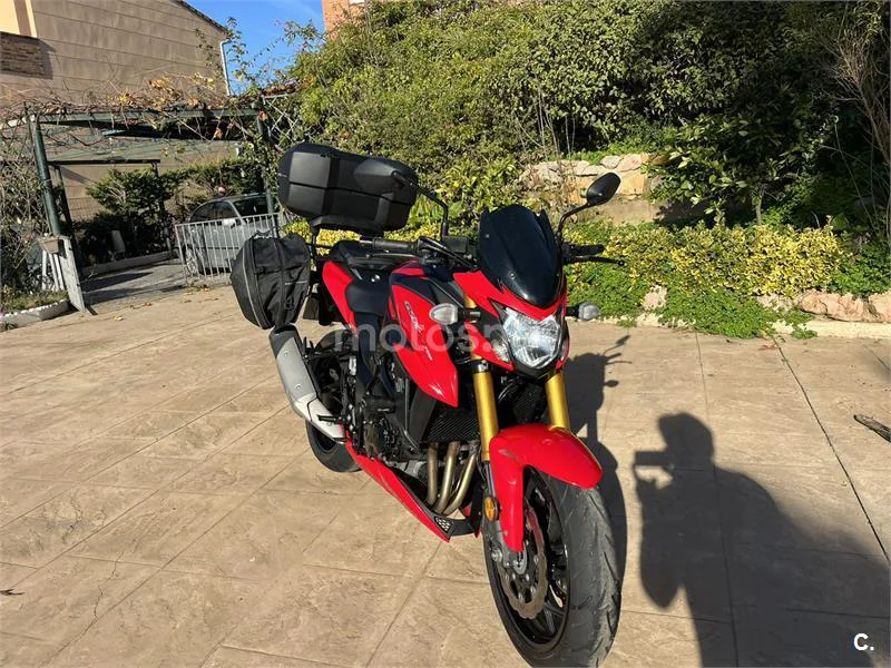 Suzuki GSX-S750 – Vista 12