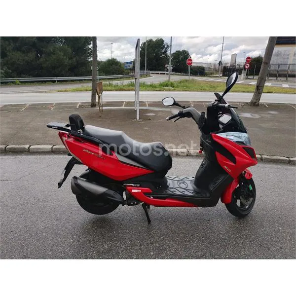 Kymco Yager GT 300 – Vista 4